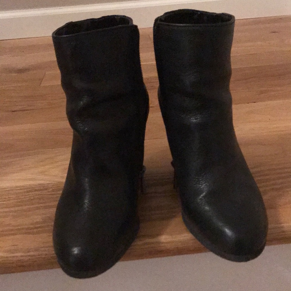 Vince Camuto booties